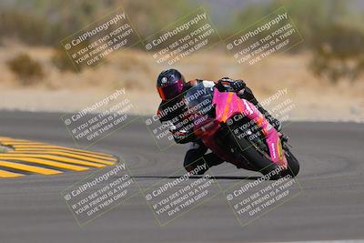 media/Sep-11-2022-SoCal Trackdays (Sun) [[81b7e951af]]/Turn 5 (1110am)/